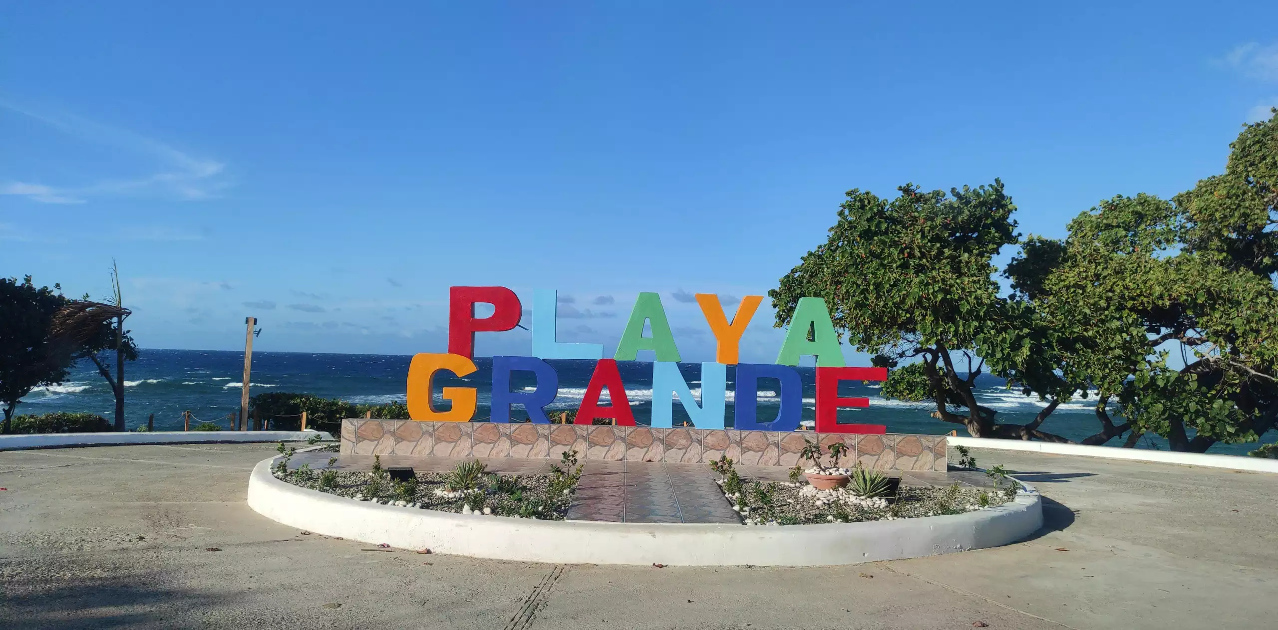 Playa Grande (2 km)